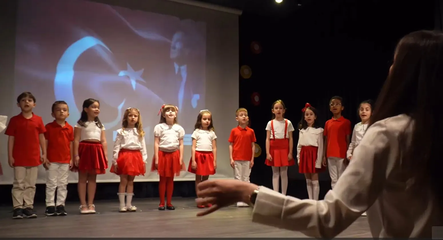 23 Nisan Ulusal Egemenlik ve Çocuk Bayramı
